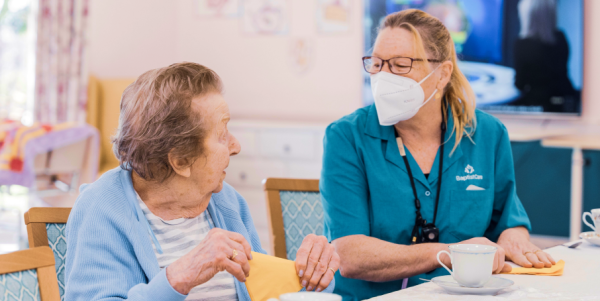 Überbrückung von Lücken im Gesundheitswesen: Die Rolle des Pflegedienstes